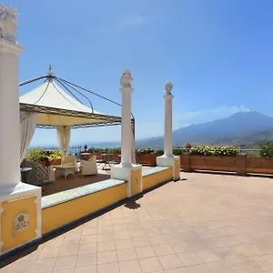 https://villa-angela-taormina.sicilyhotelsitaly.net